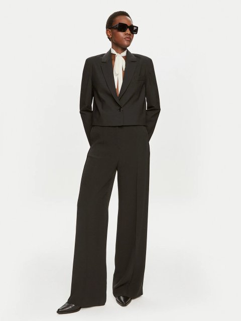 Черный пиджак Max&Co короткий: фото 4 - Invogue