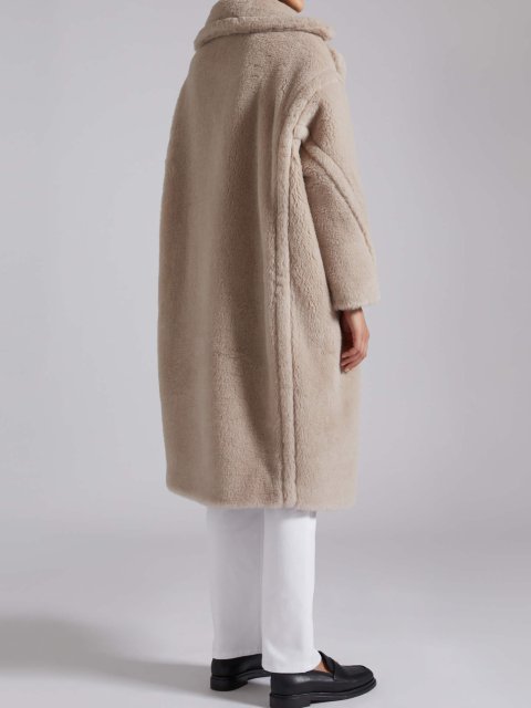 Палеве пальто Teddy oversize Max Mara з бленду альпаки та шовку: фото 2 - Invogue