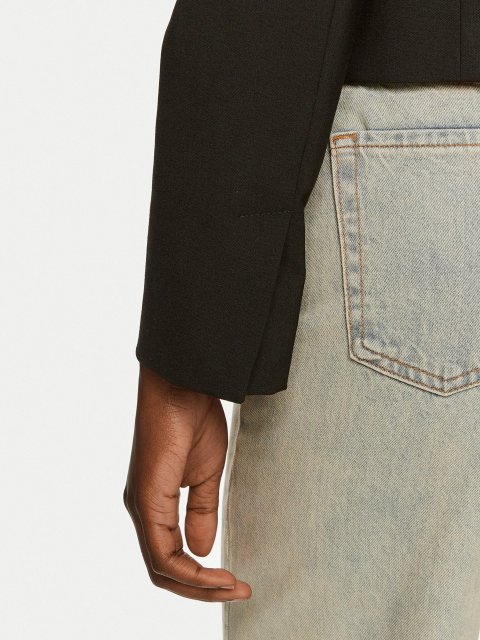 Черный пиджак Max&Co короткий: фото 3 - Invogue