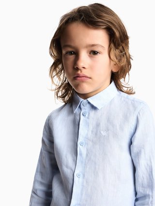 Льняная рубашка Emporio Armani Kids голубая: фото 2 - Invogue