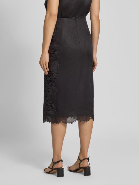 Черная юбка Max Mara прямого кроя: фото 3 - Invogue