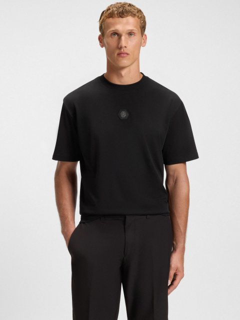 Черная футболка BOSS из хлопка: фото 2 - Invogue