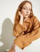 Теракотова сорочка Max&Co з гофрованого атласу: фото 4 - Invogue