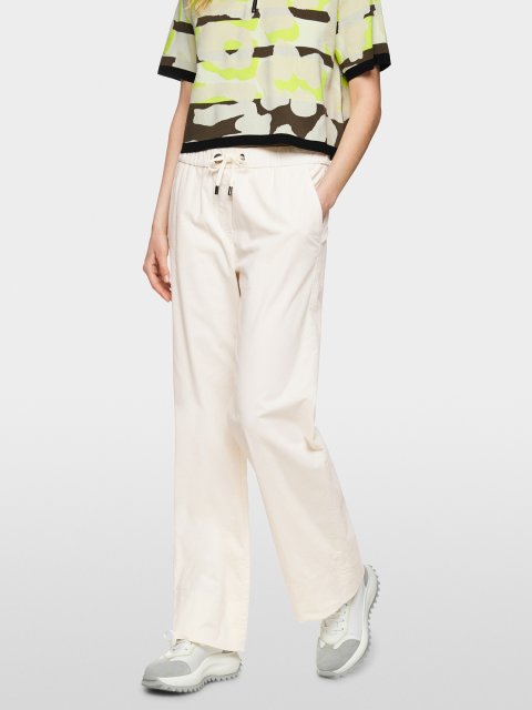 Молочные брюки MARC CAIN из эластичного хлопка: фото 2 - Invogue
