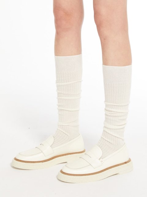 Белые лоферы Max Mara из кожи: фото 4 - Invogue