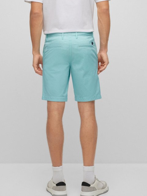 Синие шорты BOSS: фото 2 - Invogue