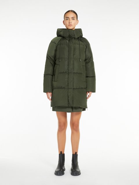 Темно-зелений пуховик WEEKEND MAX MARA стьобаний: фото 1 - Invogue