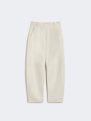 Бежевые брюки MAX MARA из экокожи: фото - Invogue