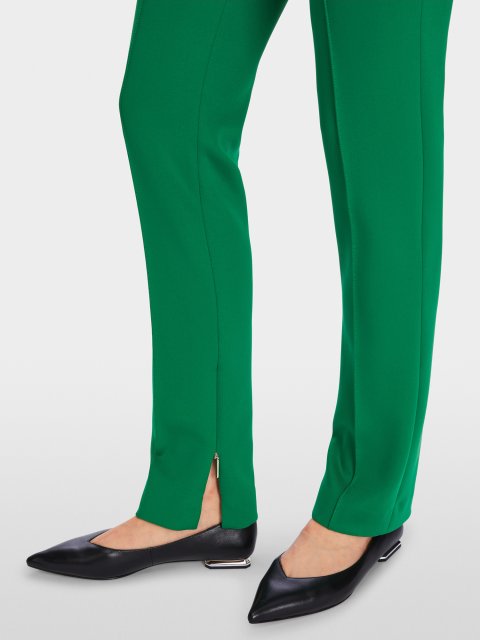 Зелені брюки Marc Cain Slim Fit: фото 4 - Invogue
