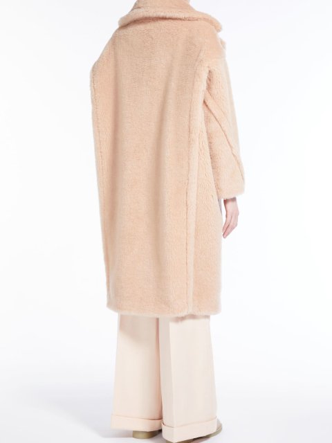Бежевое пальто Teddy oversize Max Mara из бленда альпаки и шелка: фото 2 - Invogue