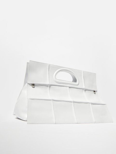 Белая сумка Max&Co из гладкой кожи: фото - Invogue