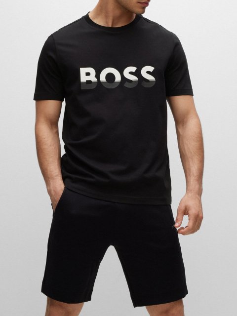 Чёрная футболка BOSS: фото 1 - Invogue