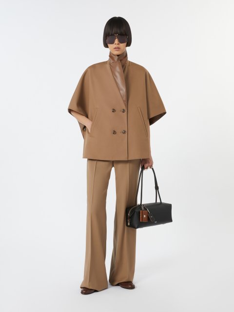Черная сумка MAX MARA из кожи: фото 1 - Invogue