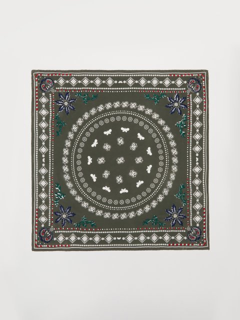 Платок Weekend Accessories из шелка цвета хаки: фото - Invogue