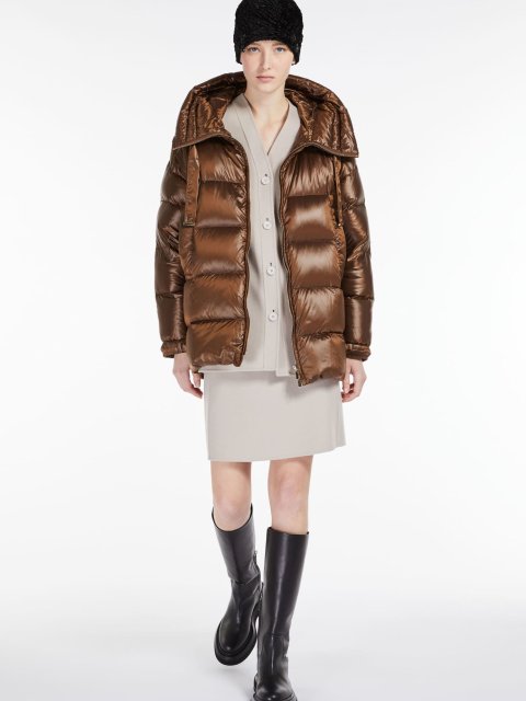 Золотая куртка MAX MARA: фото 4 - Invogue