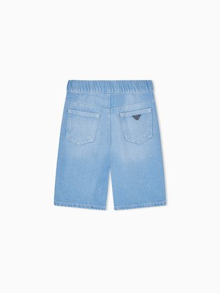 Бермуды из денима с лиоцеллом Emporio Armani Kids: фото 2 - Invogue
