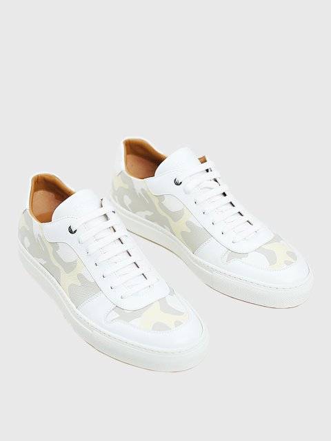 Белые кеды BOSS: фото 2 - Invogue