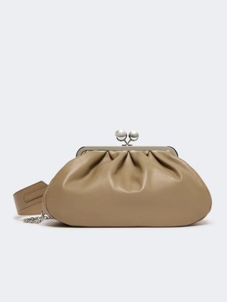 Темно-бежевая сумка Pasticcino Weekend MaxMara кожаная: фото - Invogue