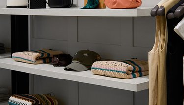 Магазин Weekend Max Mara - Ocean Plaza, 1-й этаж: фото 5 - Invogue