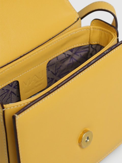 Жёлтая сумка MANU ATELIER: фото 7 - Invogue