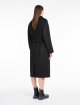 Чорне пальто WEEKEND MAX MARA двобортне: фото 2 - Invogue