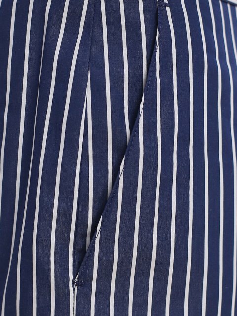 Тёмно-синие шорты BOSS: фото 6 - Invogue