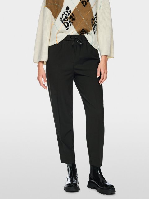 Чёрные брюки MARC CAIN из шерсти: фото 2 - Invogue