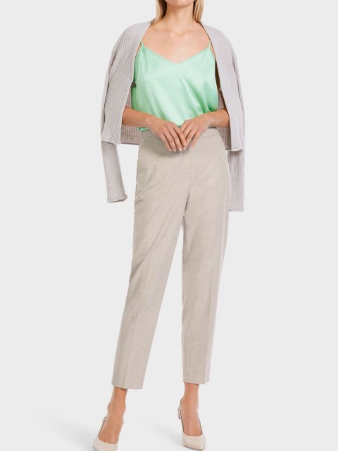 Бежевые брюки MARC CAIN: фото 4 - Invogue