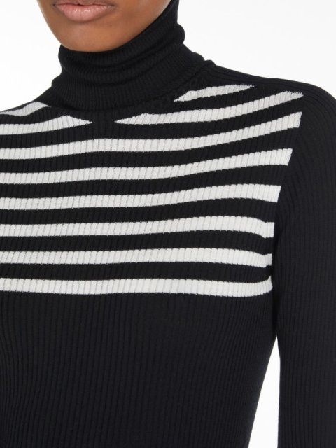 Чёрный гольф SPORTMAX: фото 3 - Invogue