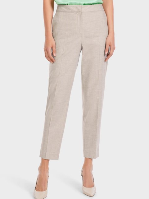 Бежевые брюки MARC CAIN: фото 1 - Invogue