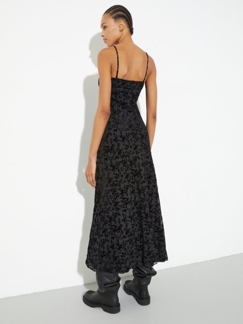 Черное платье MAX&CO : фото 3 - Invogue