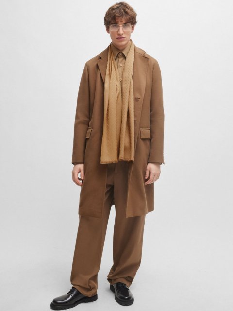 Бежевый шарф BOSS с жаккардовым узором: фото 2 - Invogue