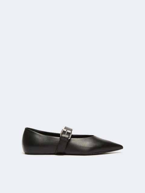Чёрные туфли Weekend Max Mara из кожи: фото - Invogue
