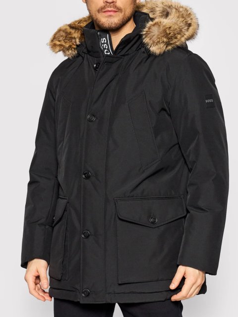 Чорна куртка BOSS : фото 1 - Invogue