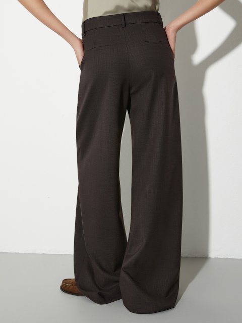 Черные брюки MAX&CO широкие: фото 3 - Invogue