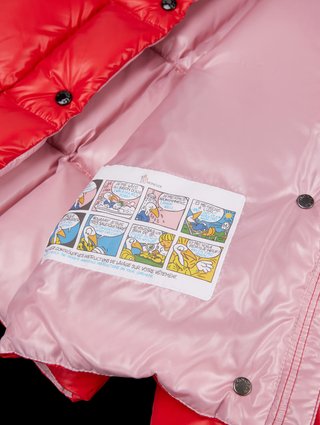 Червона куртка MONCLER ENFANT : фото 3 - Invogue