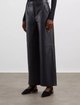 Чорні брюки Max Mara зі штучної шкіри: фото 2 - Invogue