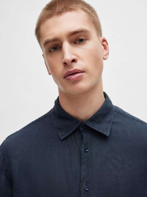 Тёмно-синяя рубашка BOSS: фото 3 - Invogue