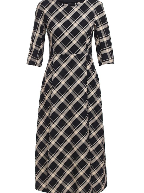 Чёрное платье WEEKEND MAX MARA: фото - Invogue