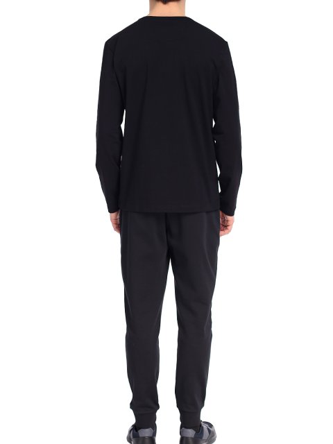 Чёрная футболка BOSS: фото 2 - Invogue