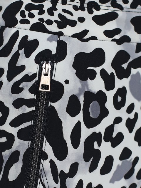 Серые брюки MARC CAIN: фото 5 - Invogue