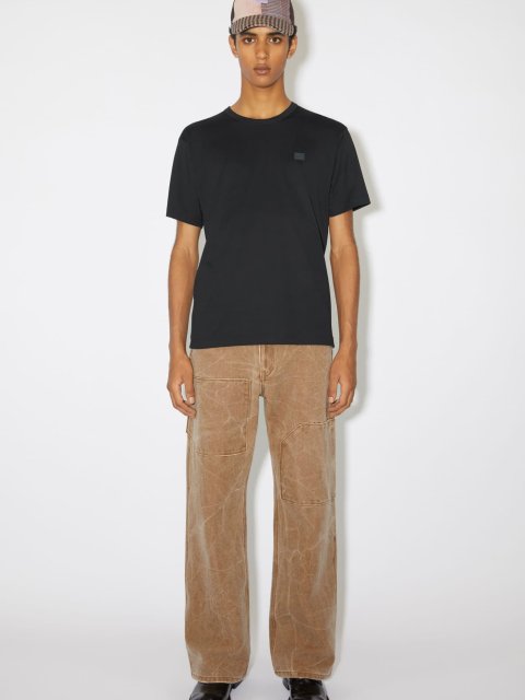 Черная футболка Acne Studios с нашивкой логотипа: фото 1 - Invogue