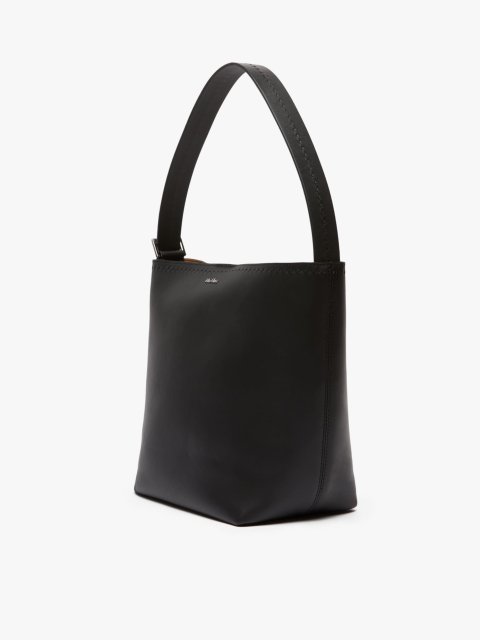 Черная сумка MAX MARA из кожи: фото 3 - Invogue