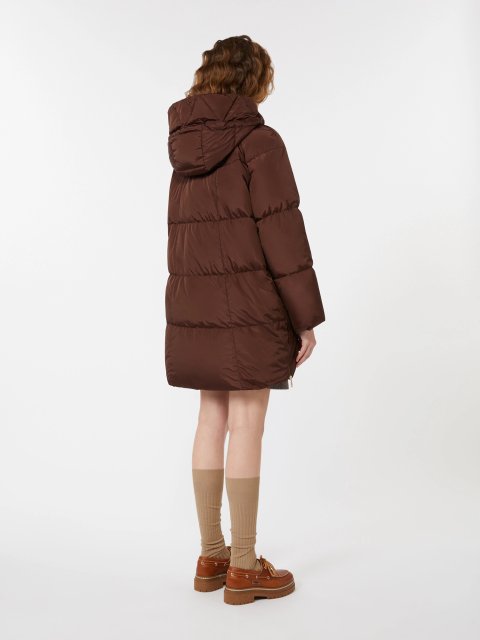 Бордовий пуховик WEEKEND MAX MARA з капюшоном: фото 3 - Invogue