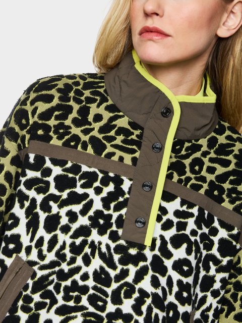 Оливковый свитер MARC CAIN из смеси вискозы: фото 4 - Invogue
