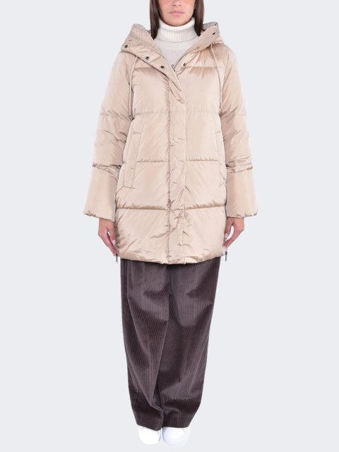 Бежевий пуховик WEEKEND MAX MARA: фото - Invogue