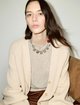 Серебристое колье Max&Co из металла и смолы: фото 2 - Invogue