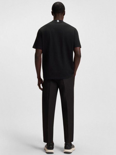 Чёрная футболка BOSS из хлопка: фото 3 - Invogue