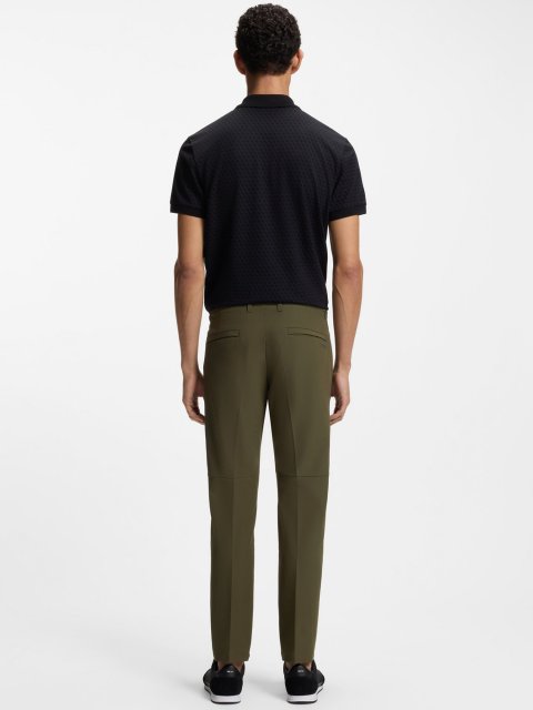 Зауженные брюки slim fit из водоотталкивающей эластичной ткани BOSS: фото 3 - Invogue