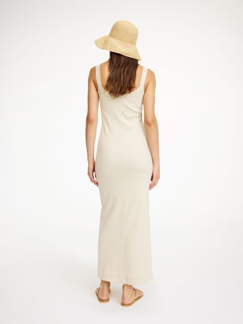 Кремовое платье By Malene Birger макси: фото 2 - Invogue
